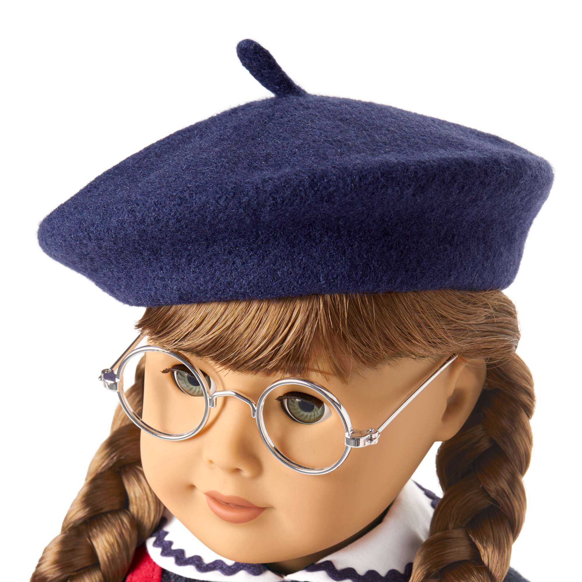 Molly McIntire 18-inch Doll. Book & Accessories (Historical Characters) - Image 5