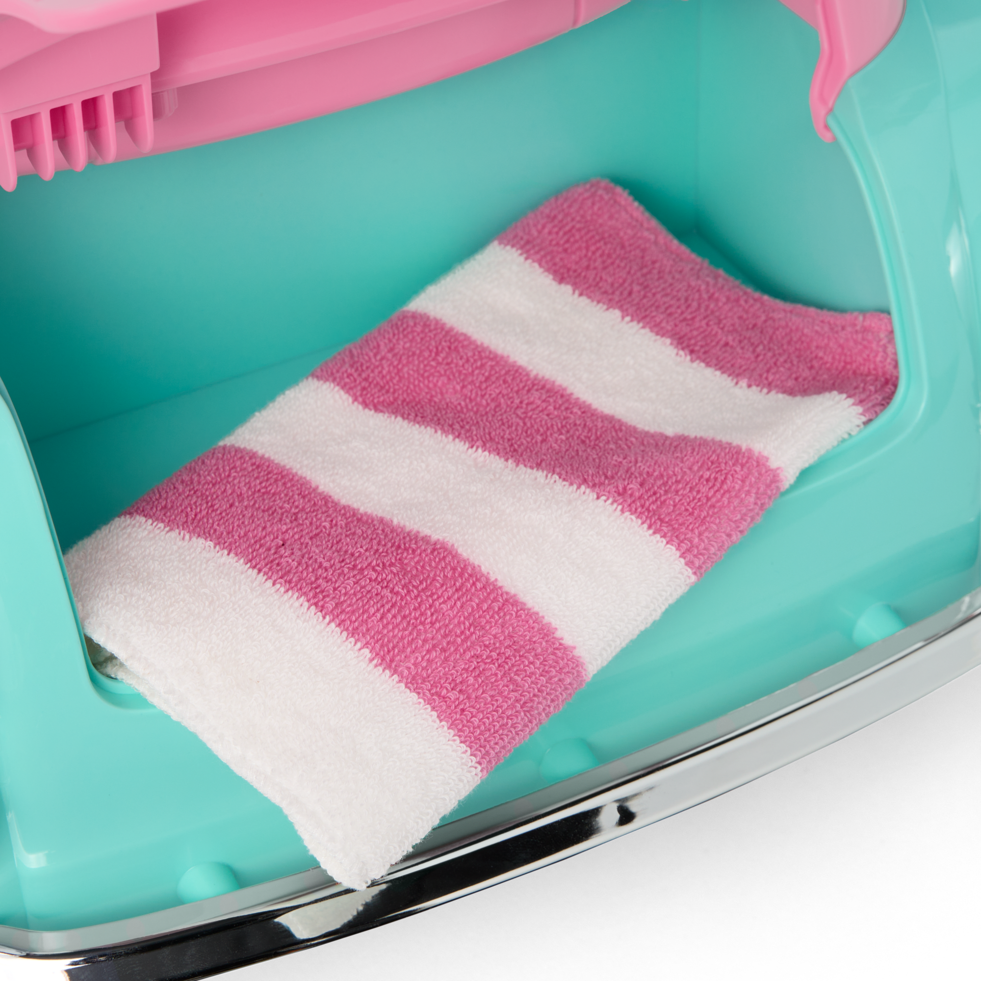 Raquel's Seaside Car for 18-inch Dolls (Girl of the Year 2026) - Image 13