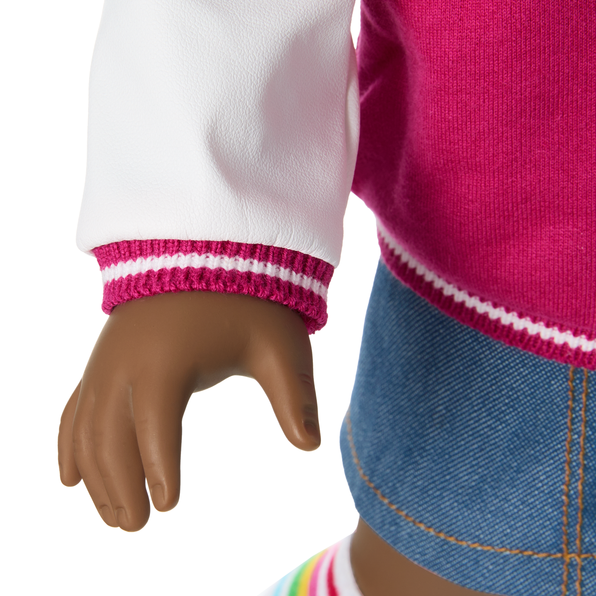 Truly Me 18-inch Doll #112 with curly dark-brown hair - Image 11