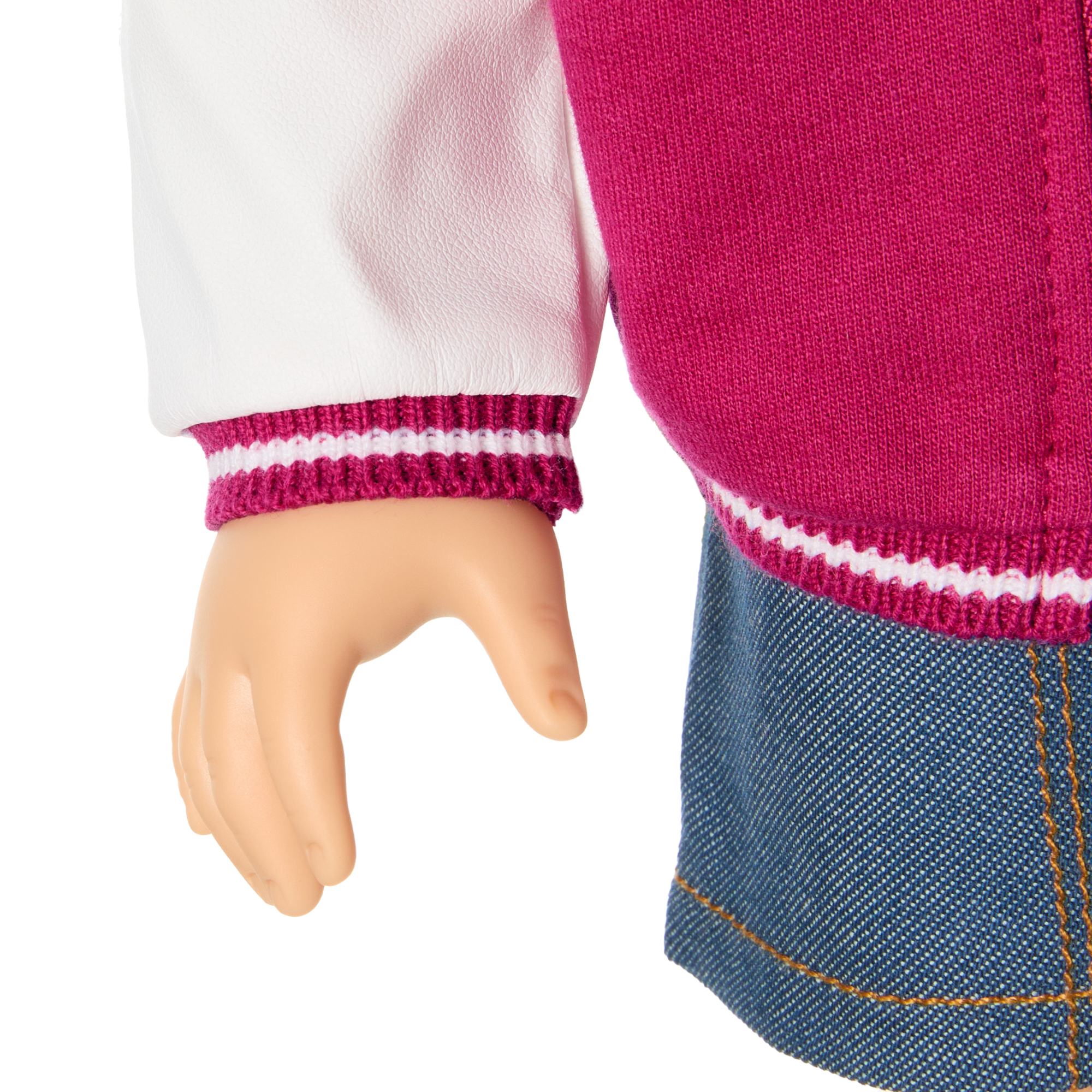 Truly Me 18-inch Doll #110 with wavy blonde hair - Image 13