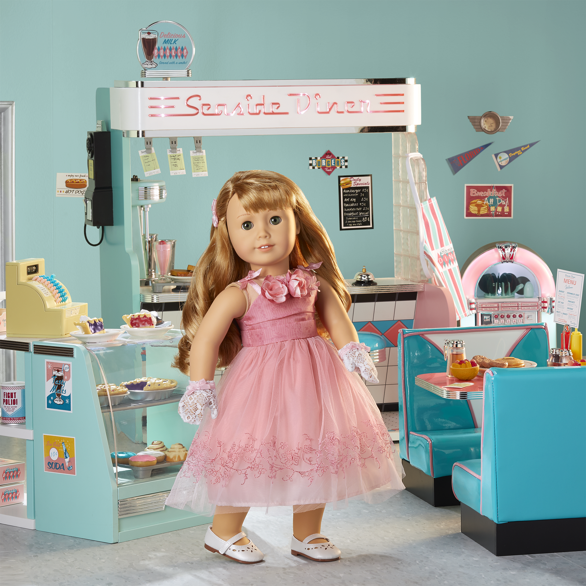 Maryellen's Seaside Diner Bakery Case for 18-inch Dolls (Historical Characters) - Image 8