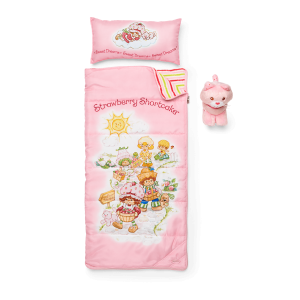 Courtney's  Strawberry Shortcake  Sleeping Bag Set for 18-inch Dolls (Historical Characters)